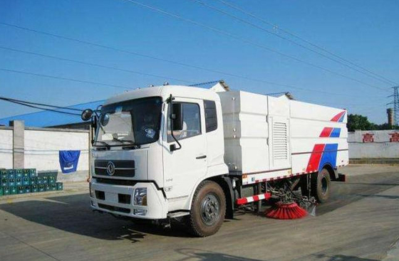 Los chasis de DONGFENG secan la emisión del camión EUR V del barrendero de camino del saneamiento