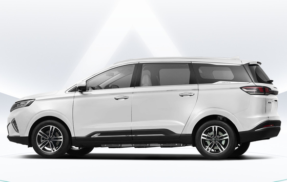El coche eléctrico 7 de Dayun Yuanzhi Mpv EV asienta los 405Km que conducen para el viaje largo de la familia