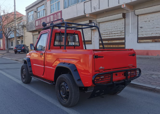 El nuevo camión eléctrico del FWD incluyó el motor grande del poder de la cabina para patrullar