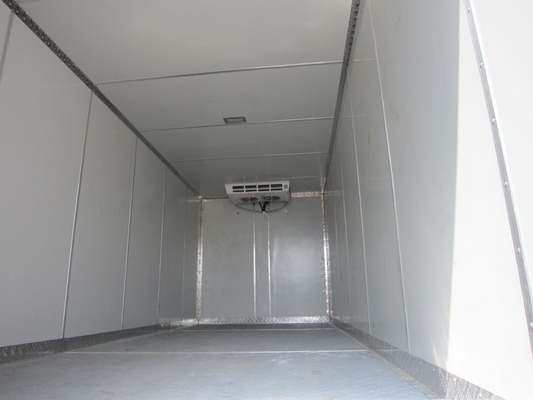 4T que carga el camión ligero del refrigerador, camión refrigerado del congelador diesel