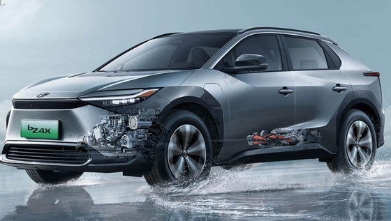 Modelo 2023 del campo de prácticas de Suv EV China Toyota BZ4X los 400KM de los coches eléctricos de Toyota Bz4x